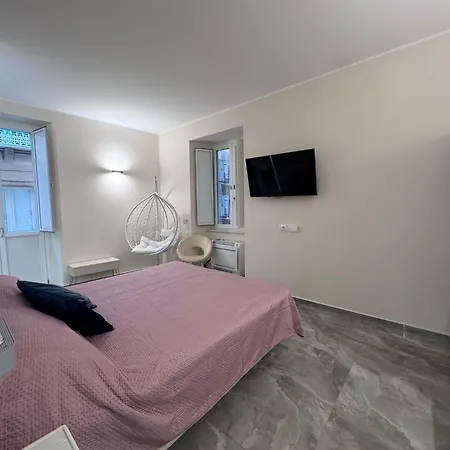 That's Πανσιόν 4*